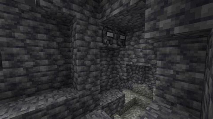 Infested Deepslate