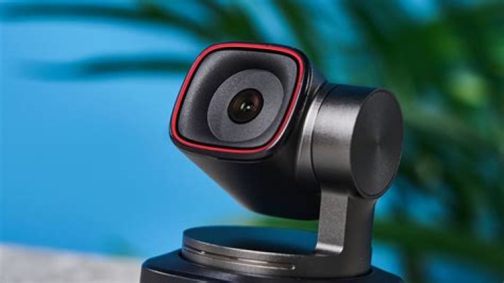 OBSBOT Tiny 2 Webcam Review