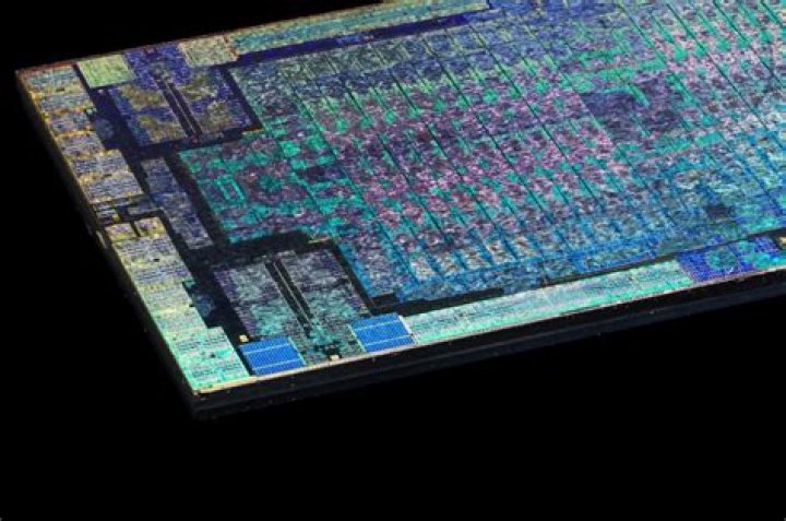 PS4 Pro and Xbox One X processors compared at the silicon level