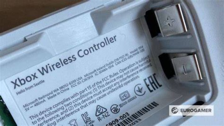 Xbox Series controller syncing - How to connect a controller to Xbox consoles, PC or mobile devices